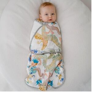 Nest Designs Organic Cotton Dragon Dance Swaddle Sleep Bag 0-3M 1.0/1.5 TOG